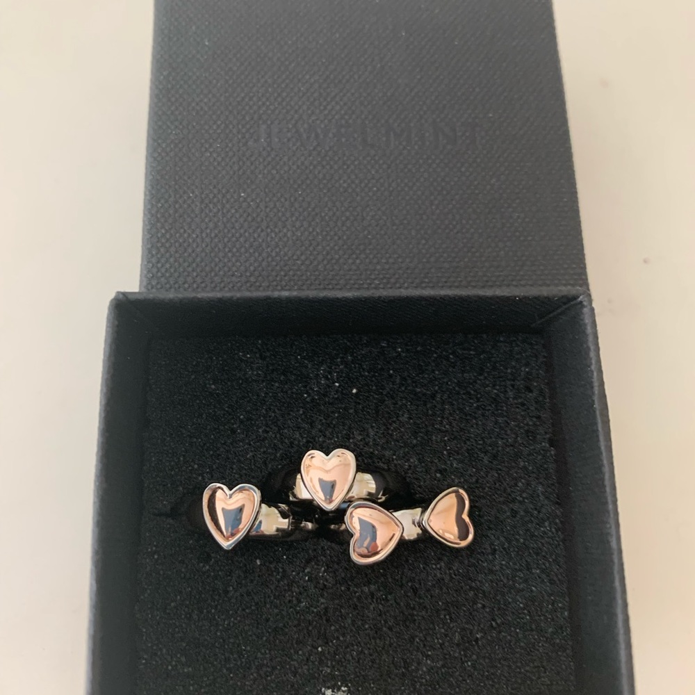 Jewelmint Stackable Heart Ring - Picture 2 of 2